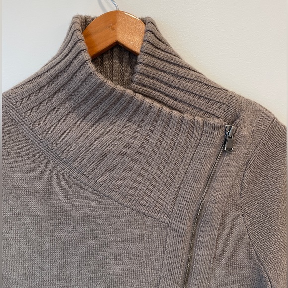 ATHLETA gray wool zip up sweater coat - Picture 5 of 5